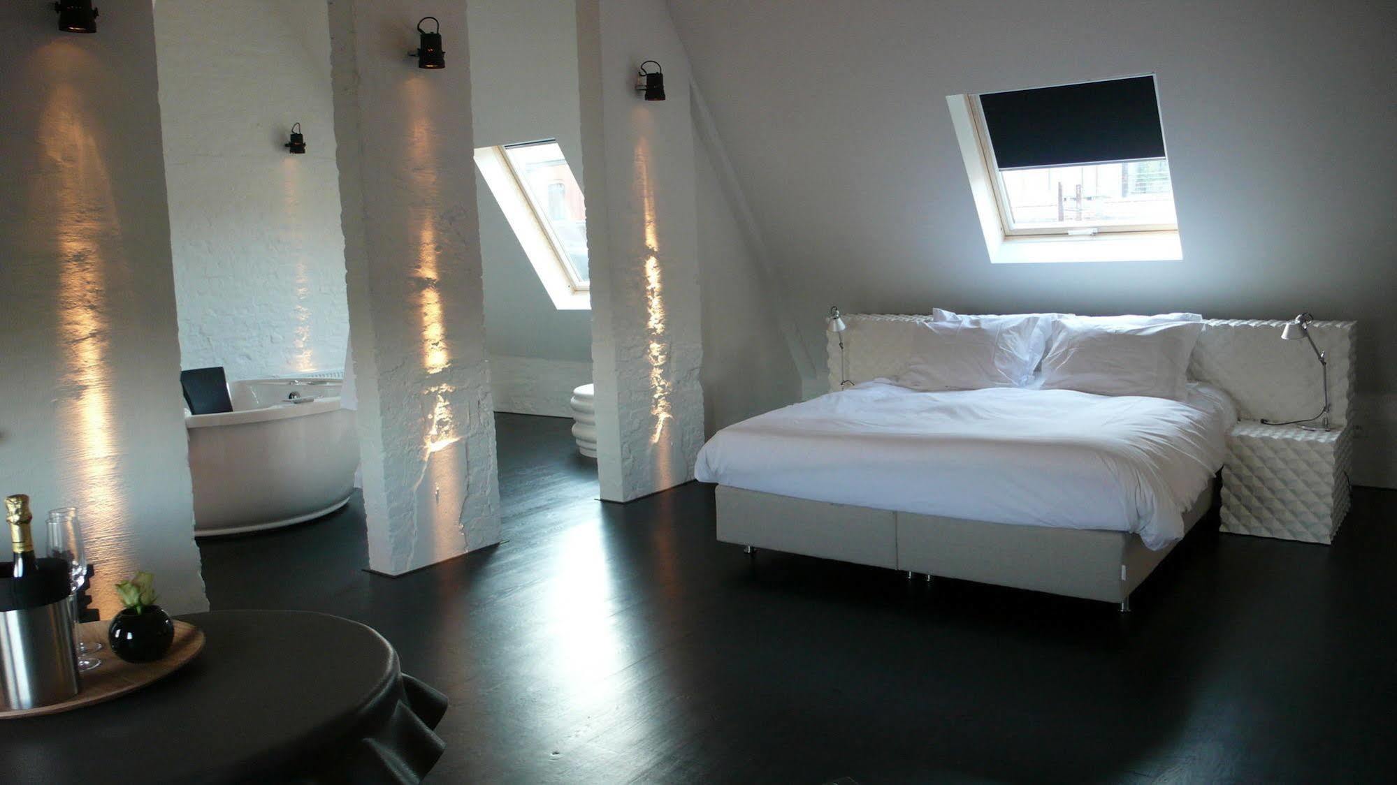 B&B Suites Feek Amberes Exterior foto